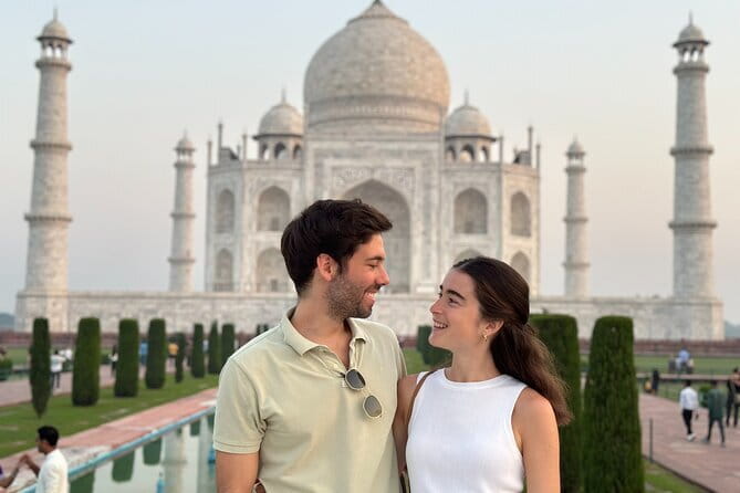 Day Trip Taj Mahal, Agra Fort & Baby Taj Tour from Delhi by Car - Getting to Agra from Delhi without the hassle