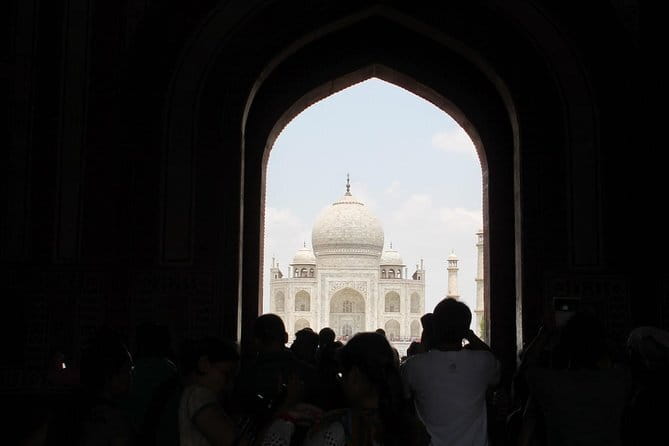 Day Trip to Taj Mahal, Agra Fort and Baby Taj from Delhi by Car - How the Timing Feels: 6 Hours On the Clock, More in Reality