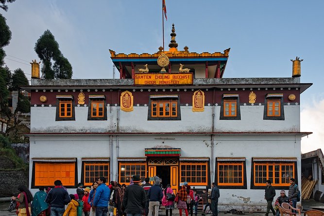 Day_Trippers (Darjeeling Full Day Tour). - Drivers and Guide Feel, Why People Recommend This One