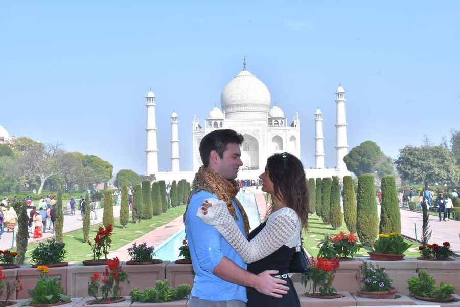 Delhi: Airport to Airport Layover Taj Mahal City Tour By Car - Taj Mahal Time: The Main Event, Plus Skip-the-Line Convenience
