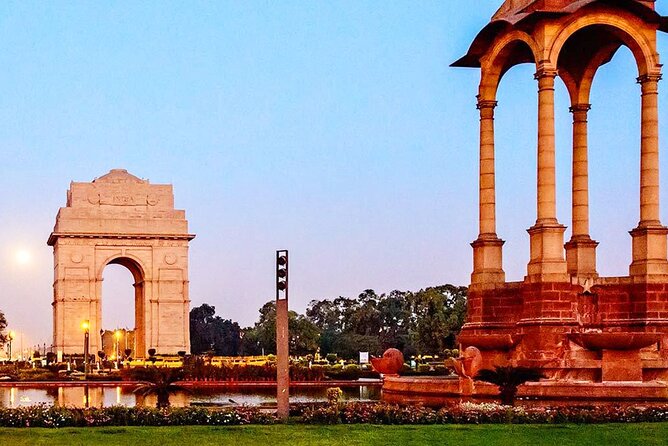 Delhi: Old and New Delhi Guided Full or Half-Day Tour - Key highlights at a glance