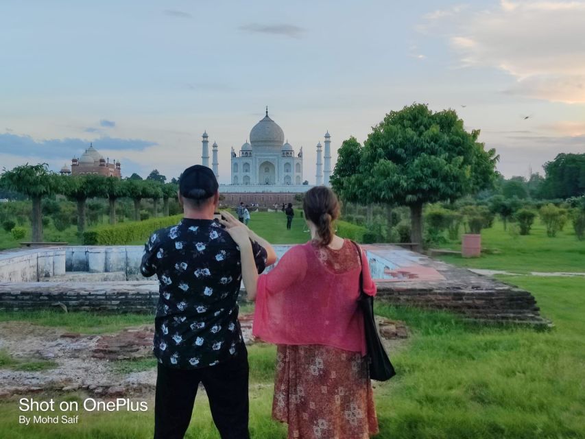 Delhi: Taj Mahal & Agra Fort Private Tour with Baby Taj - Getting to the Taj Mahal smoothly: skip-the-line, shuttle, and shoe covers