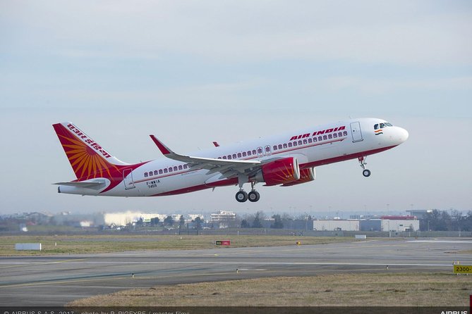 Departure Meet & Assist service at Delhi Airport with optional Private transfer - Hotel Pickup in Delhi, Private A/C Ride, and the Gurgaon or Noida Add-On