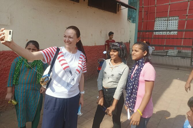 Dharavi Slum Tour - Guides: why names like Rakesh, Leena, and Javed keep coming up