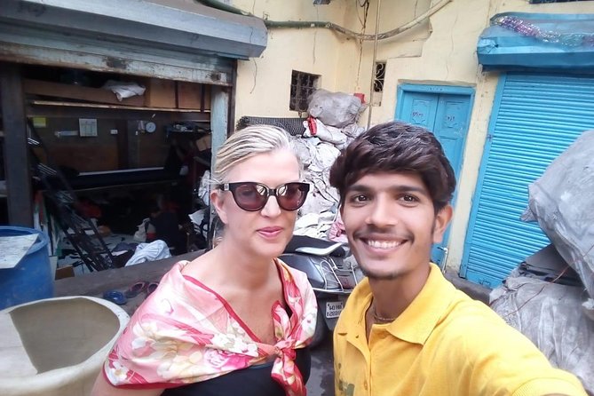 Dharavi Slum Tour in Mumbai - What you’ll see: recycling yards, small workshops, and multiple crafts