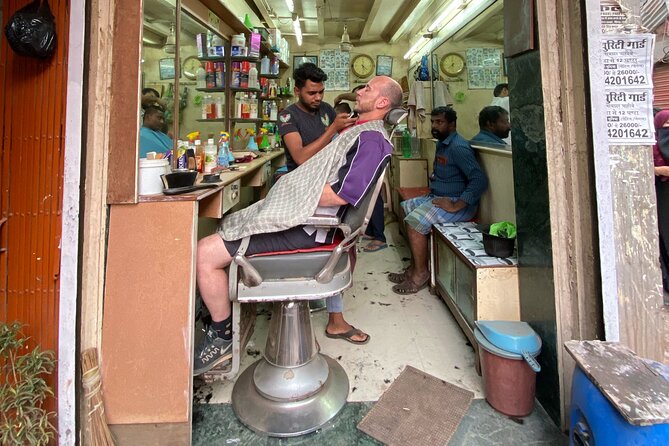 Dharavi Slum Tour in Mumbai with Combo Packages & Transfers - Who should book this Dharavi slum tour with transfers