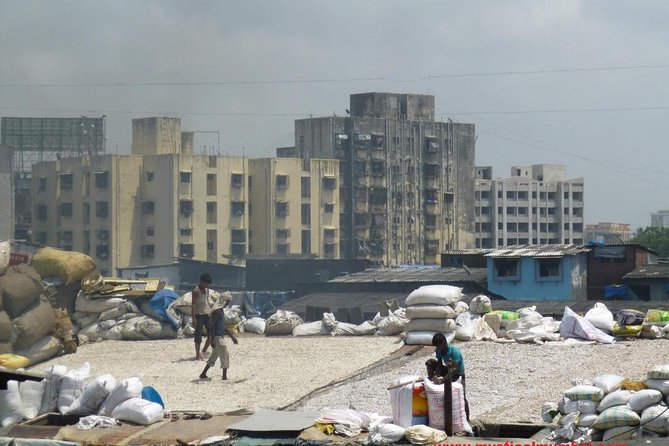 Dharavi Small-Group Mumbai - Walking Tour with Guide and Optional Add-ons - Going inside: how a walk becomes a lesson about community systems