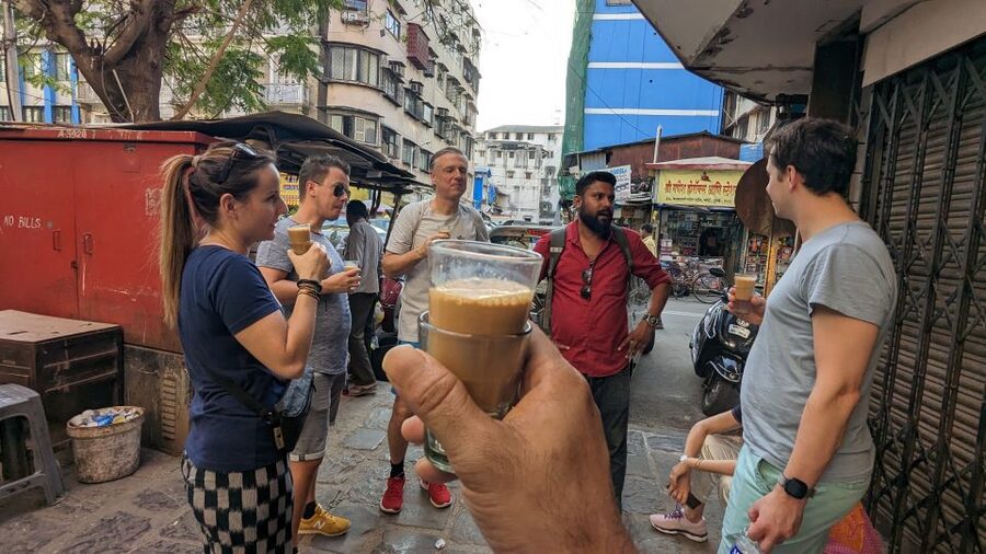 Discover Mumbai's street & beach with Vegetarian food tour - Key points at a glance