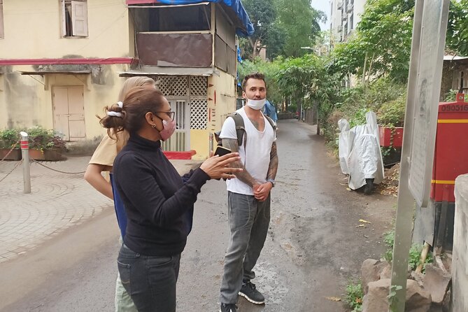 Discover the Hidden Gems of Bandra on an Engaging Walking Tour - Stop 4: Mount Carmel Church, also known as Mount Mary Church