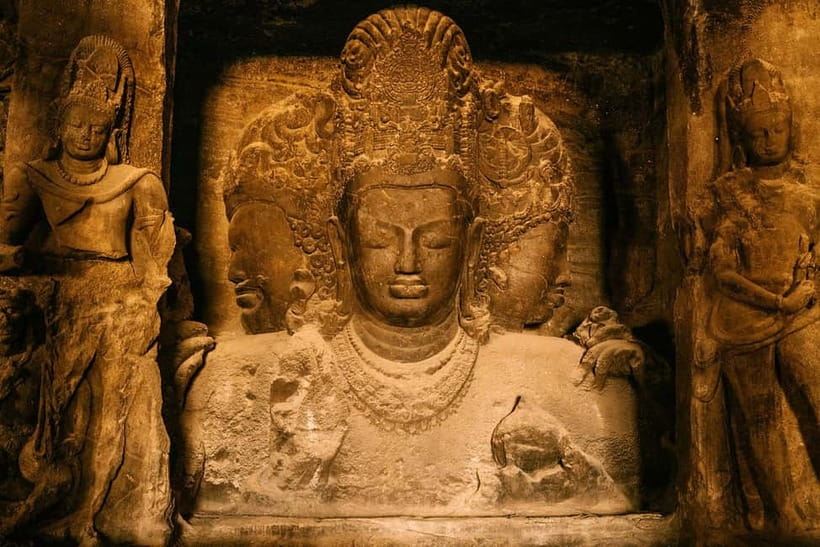 Elephanta caves tour in Mumbai - Group & Private Options - Gateway of India moment: short, but useful context