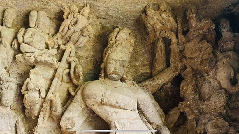 Elephanta caves tour in Mumbai - Group & Private Options - Side caves matter: don’t skip the quieter corners