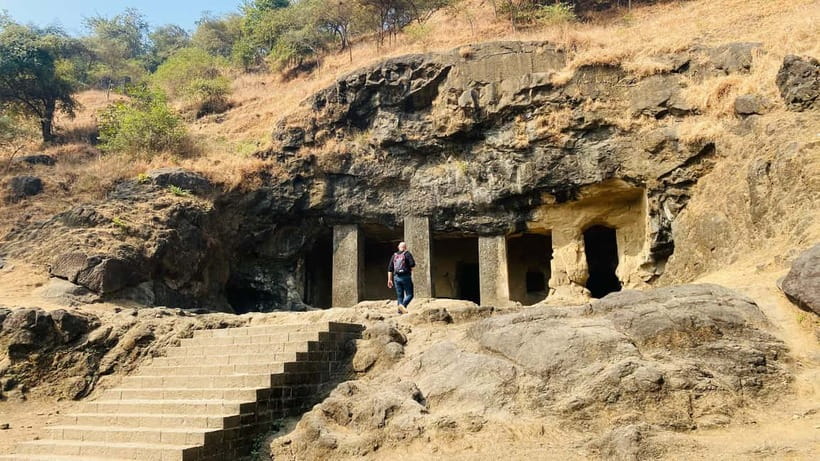 Elephanta caves tour in Mumbai - Group & Private Options - Elephanta Island walk: green, quiet, and climb-ready