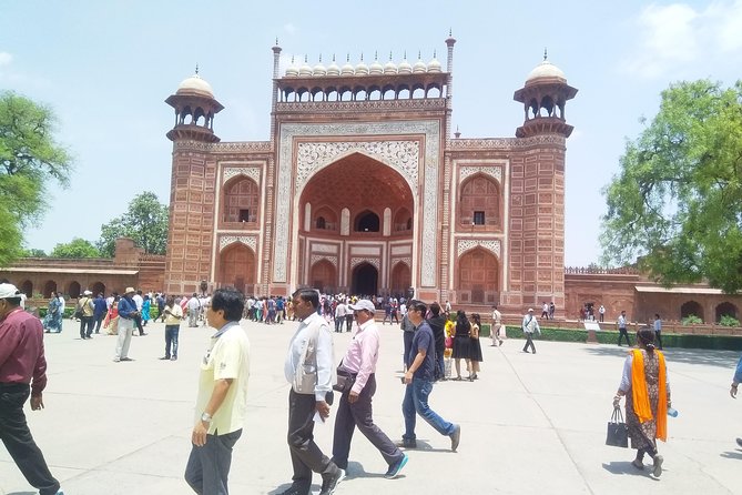 Exclusive Private Taj Mahal Agra Day Trip from Delhi - Lunch at Courtyard by Marriott: take the break, plan the pace