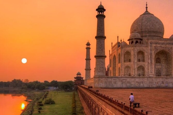 Exclusive Taj Mahal and Agra Sightseeing Tour - Booking value at $44 per person: what you’re really paying for