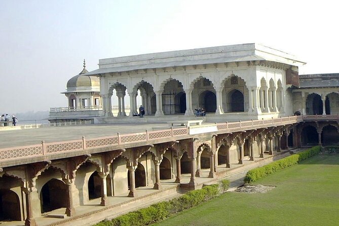 Exclusive Taj Mahal and Agra Sightseeing Tour - Stop 2: Agra Fort, the Mughal stronghold that changes how you see Agra