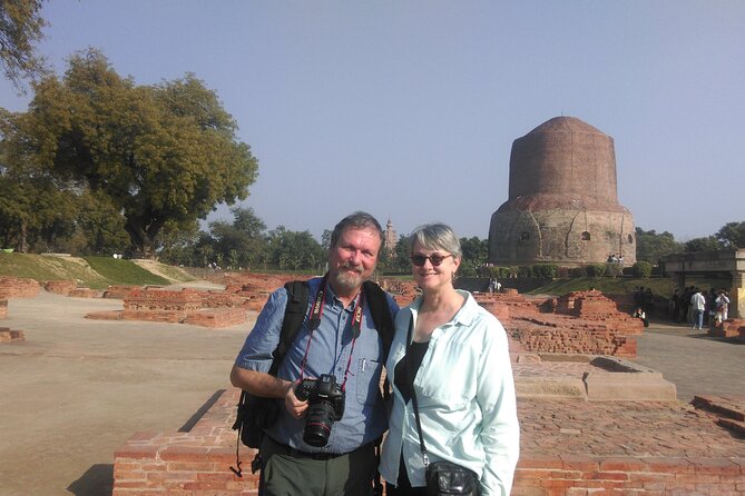 Experience Varanasi Tour: 2 Days Private Guided Tour - Day 1: Markets, Banarasi Weaving, a Hindu Campus Stop, and a Sunset Ganges Cruise
