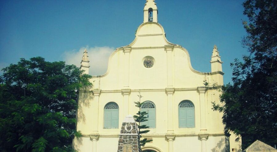 Fort Kochi & Mattanchery 3-Hour Walking Tour - Mattancherry Dutch Palace: Portuguese walls with Ramayana and Mahabharata scenes