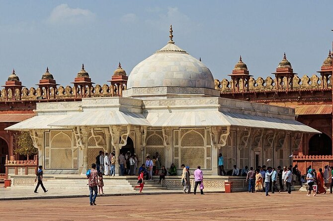 From Agra: 1 day Taj Mahal Sunrise Tour With Fatehpur Sikri - Pickup, ride comfort, and how the day flows