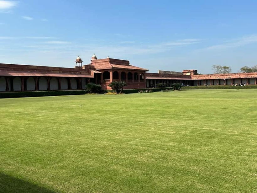 From Agra: Fatehpur Sikri Private Tour - Fatehpur Sikri’s main monuments, in a sensible order from Agra