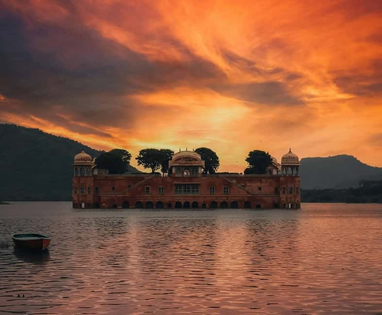 From Delhi: All-Inclusive Same-Day Jaipur Tour By Car Tour - The Delhi Pickup, Private Car, and How the Day Feels