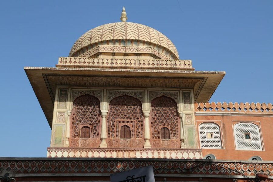 From Delhi: Jaipur Day Trip by Fast Train or Private Car - Jantar Mantar and Monkey Temple: science meets attitude