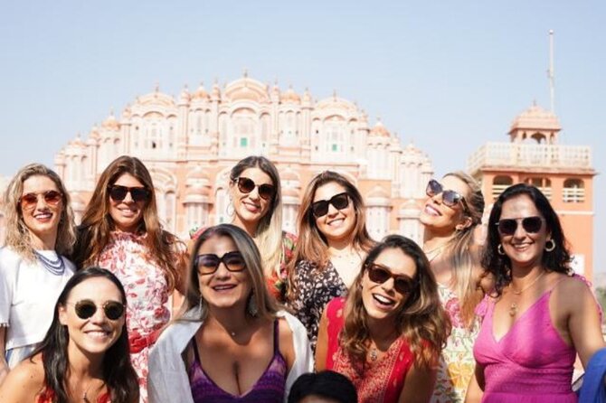 From Delhi: Jaipur Private City Tour by Car - All Inclusive - City Palace for the big picture, then Hawa Mahal for the skyline look