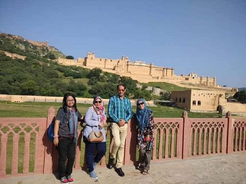 From Delhi: Jaipur Private Guided Day Tour - Guides and Drivers: The Pattern That Shows Up Again and Again