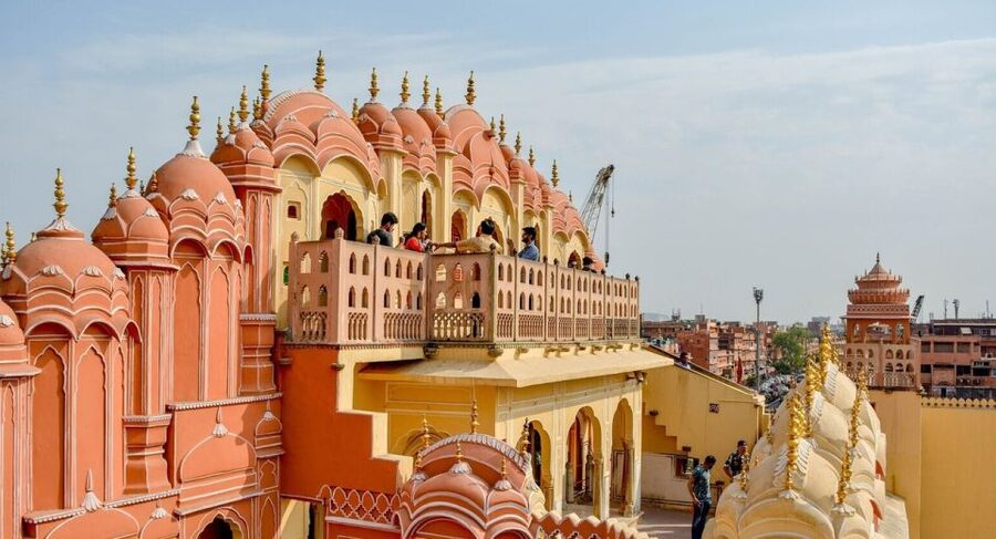 From Delhi: Jaipur Private Tour with Guide & Hotel Pickup - Key highlights to watch for