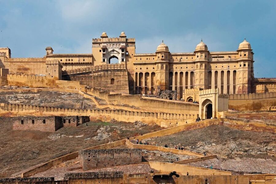 From Delhi: Jaipur Private Tour with Guide & Hotel Pickup - Lunch Break: Optional Rajasthani Food Without the Trap of Overpaying
