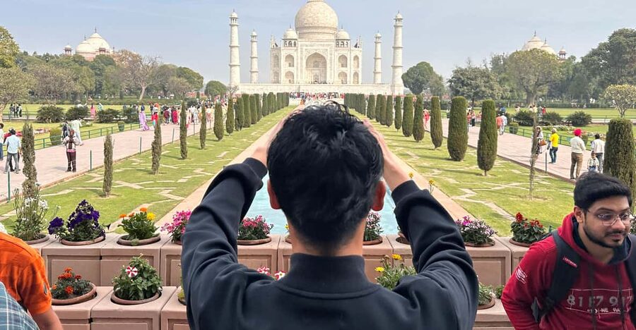 From Delhi: Private Taj mahal and Agra Fort with Car Tour - Why a private car day trip from Delhi saves your energy