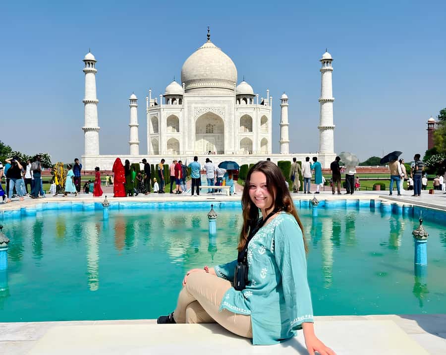 From Delhi: Private Taj Mahal Day Tour with Fast-Track Entry - Fast-track entry at the Taj Mahal, plus the battery bus