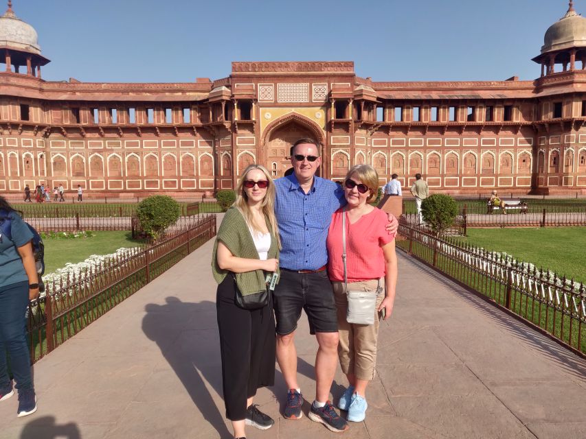 From Delhi: Private Taj Mahal Day Tour with Fast-Track Entry - Timing the 5-star breakfast or lunch so you do not waste the day