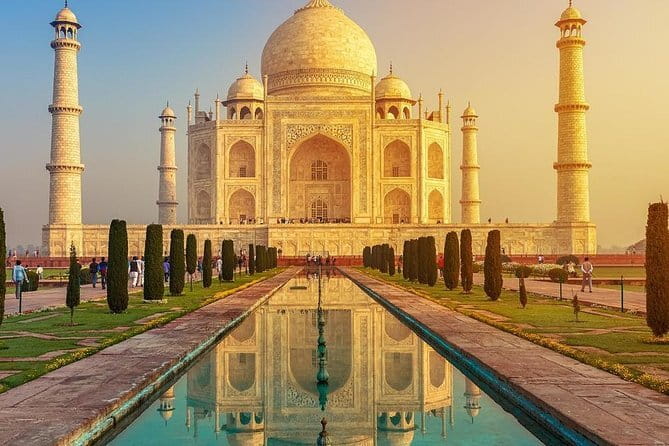 From Delhi: Private Taj Mahal Sunrise Tour with Agra Fort - Taj Mahal at sunrise: faster access and real photo time