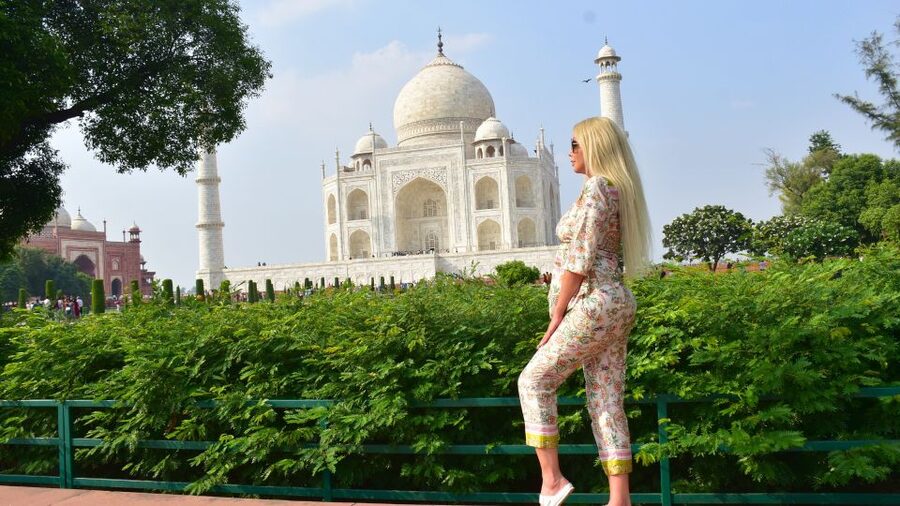 From Delhi: Same Day Taj Mahal & Agra Day Tour by Car - Key highlights at a glance