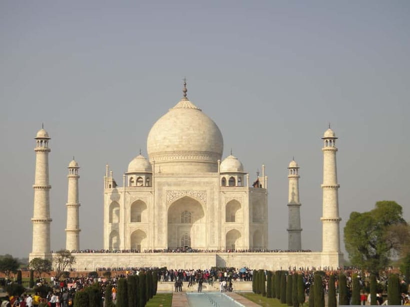 From Delhi: Skip-the-line Taj Mahal Shared Group Tour - Price and value: why around $22 can actually work