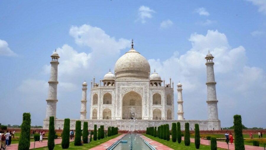 From Delhi: Sunrise Taj Mahal, Agra Fort & Baby Taj Day Trip - Sunrise at the Taj Mahal, done the practical way