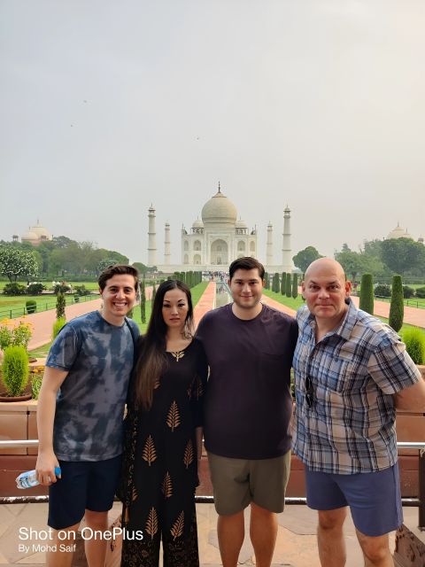 From Delhi: Sunrise Taj Mahal, Agra Fort & Baby Taj Day Trip - Getting from Delhi in comfort: the private AC car advantage