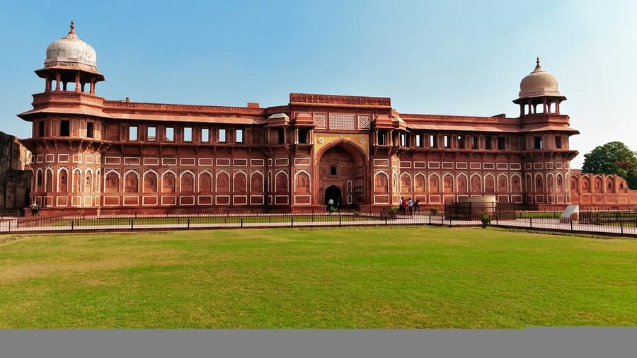 From Delhi: Sunrise Taj Mahal Tour By Car with Breakfast - Agra’s Local Rhythm on the Way Back to Delhi