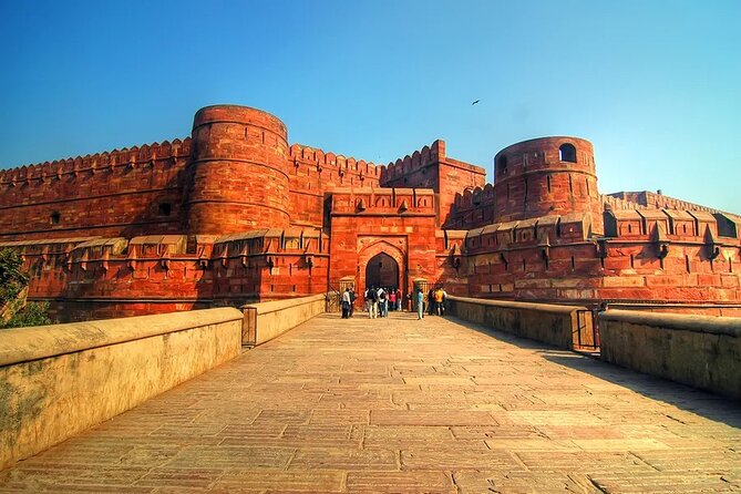 From Delhi: Sunrise Taj Mahal Tour From Delhi All Inclusive - Private group setup and mobile tickets: small things that matter