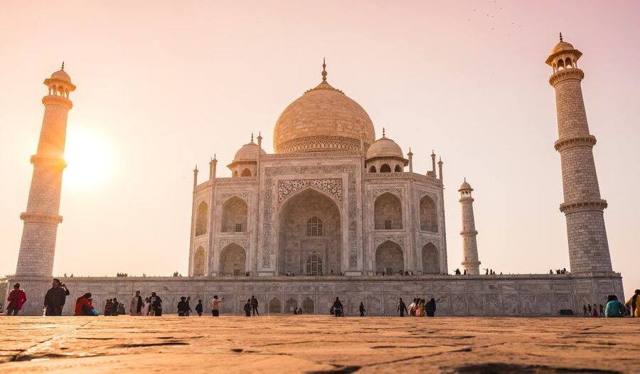 From Delhi: Taj Mahal & Agra Fort Day Trip by Express Train - Taj Mahal entry, skip-the-line options, and your guided walkthrough