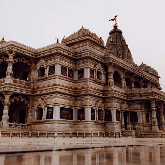 From Delhi: Taj Mahal, Agra & Mathura Tour by Car - How the day plan connects love stories in Agra and Krishna devotion in Vrindavan