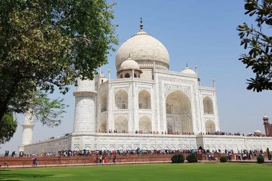 From Delhi: Taj Mahal, Agra & Mathura Tour by Car - Janmabhoomi: visiting Krishna’s birthplace and feeling why the site matters