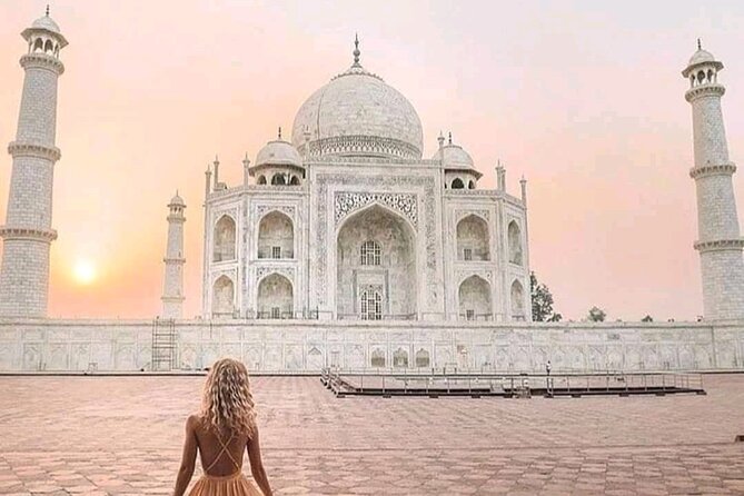 From Delhi: Taj Mahal & Agra Private Day Trip with Transfers - Lunch at Courtyard by Marriott Agra: fueling a long day