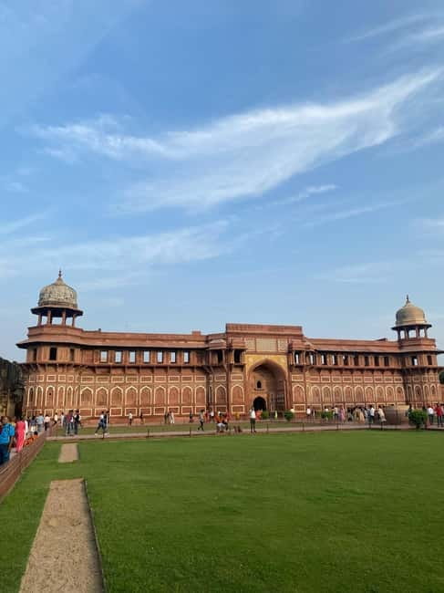 From Delhi: Taj Mahal & Agra Tour with Lunch at Marriott - Agra Fort: Mughal power, plus the Taj view angle