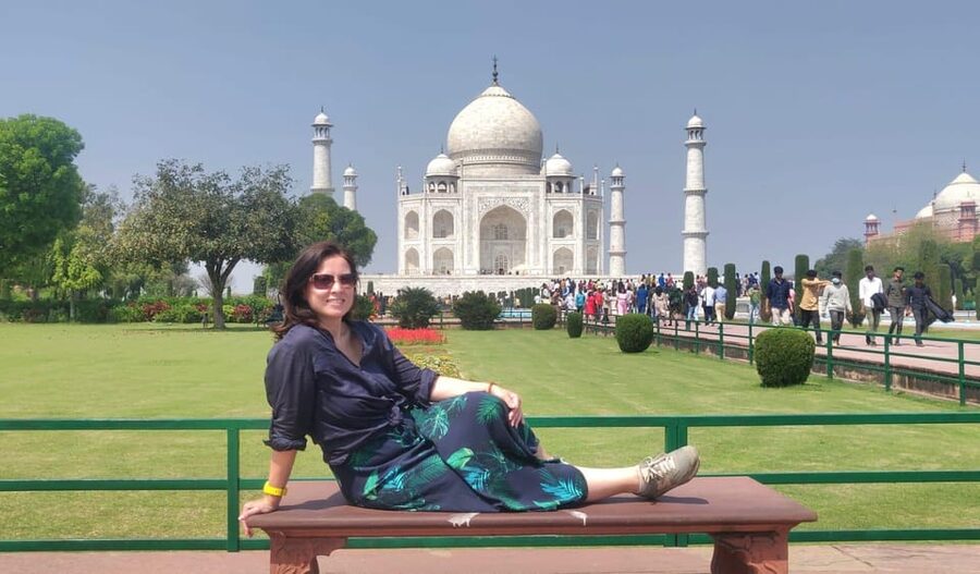 From Delhi: Taj Mahal Private Tour by Car with Entrance Fees - Getting Around in an Air-Conditioned Car (and When It Saves Your Trip)