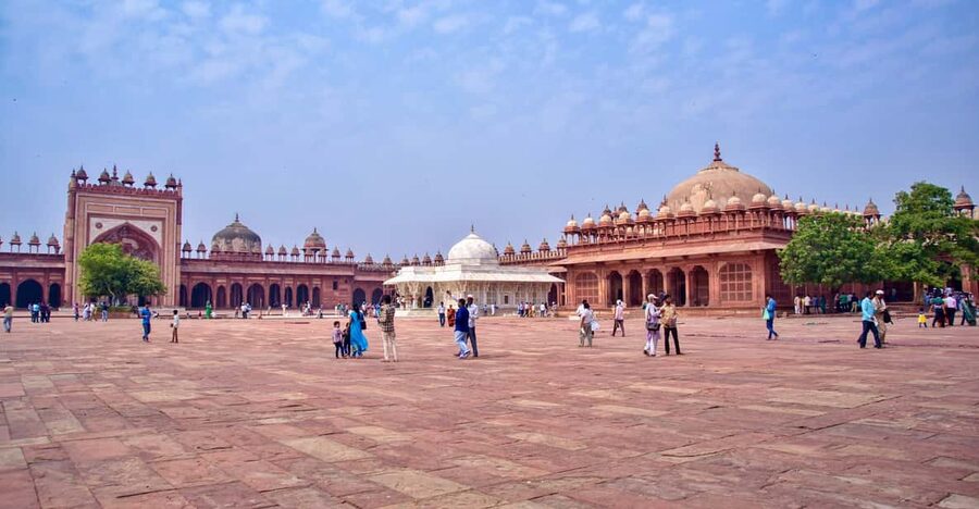 From Delhi: Taj Mahal Sunrise, Agra Fort & Baby Taj Day Tour - Why sunrise at the Taj Mahal changes everything