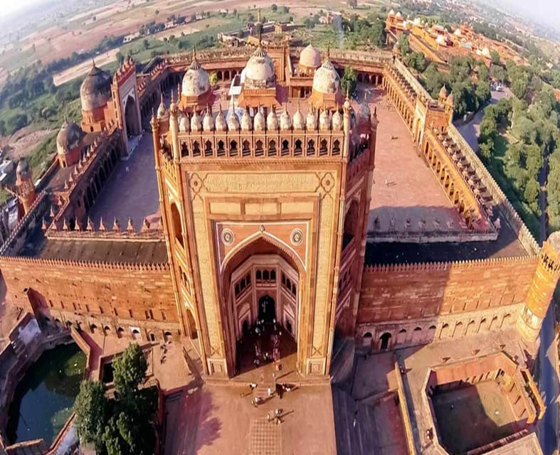 From Delhi: Taj Mahal Sunrise, Agra Fort & Baby Taj Day Tour - 5-star breakfast or lunch: where your day gets its footing