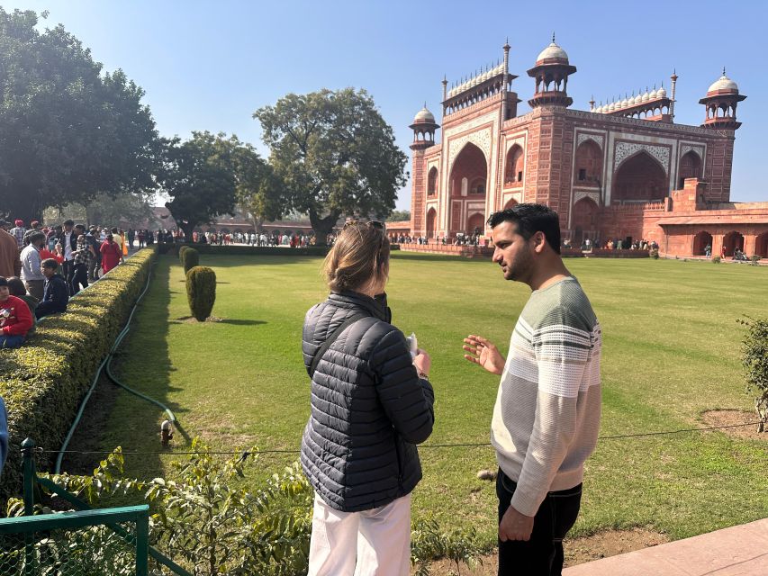 From Delhi: Taj Mahal Sunrise and Agra Fort Private Tour - The sunrise Taj Mahal effect: why first light matters
