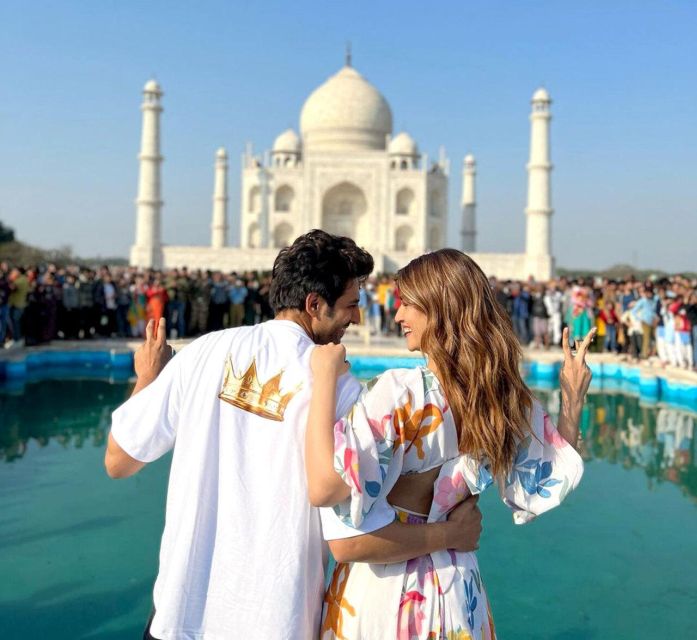 From Delhi: Taj Mahal Tour with Professional Photographer - Taj Mahal: skip the ticket line, then take your time inside