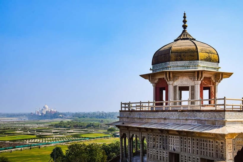 From Jaipur: Agra Private Day Trip with Taj Mahal &Agra Fort - The Taj Mahal with a guide, how to get more than pretty photos
